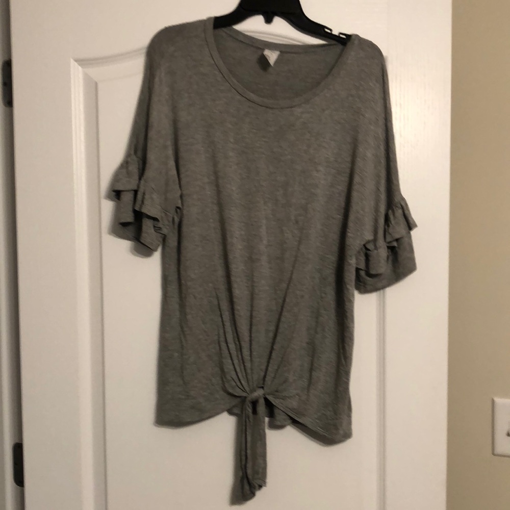 Ruffle sleeve top
